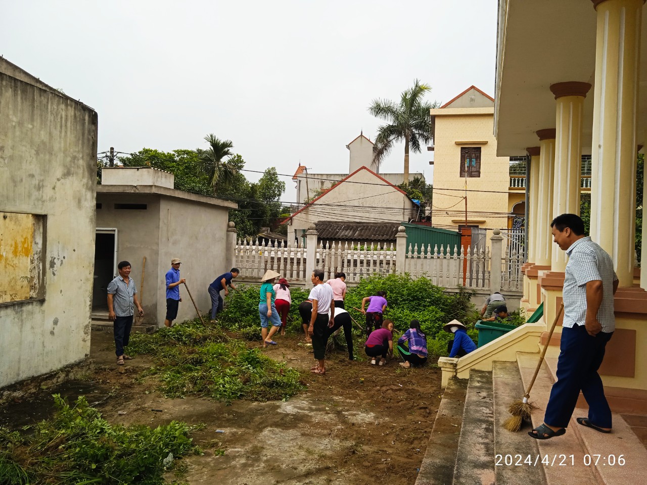Đình Cao tích cực hưởng ứng Ngày chủ nhật xanh nhân dịp chào mừng Tết Dương lịch